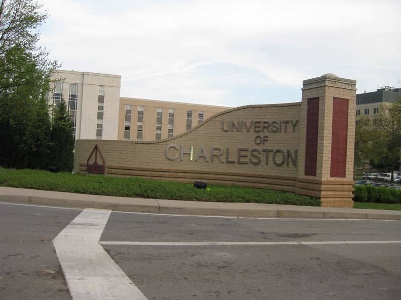 University of Charleston Entrance.JPG